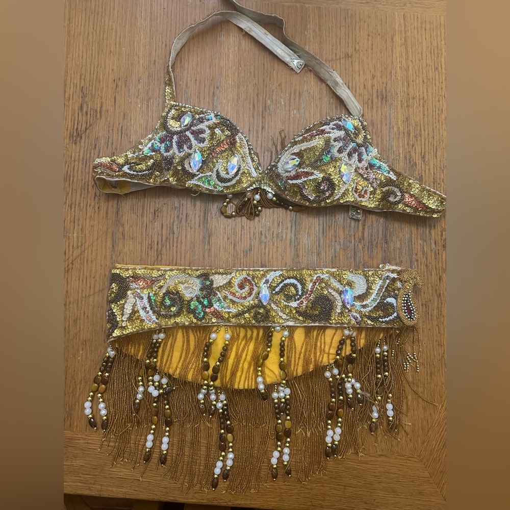 Gold Belly Dance Costume, samba, show girl